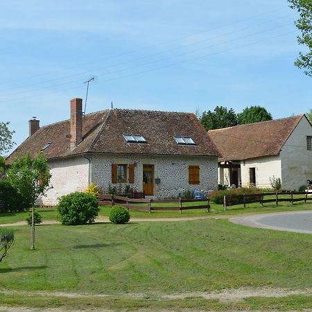 La Ferme Du Chateau Panzió Tresnay Kültér fotó
