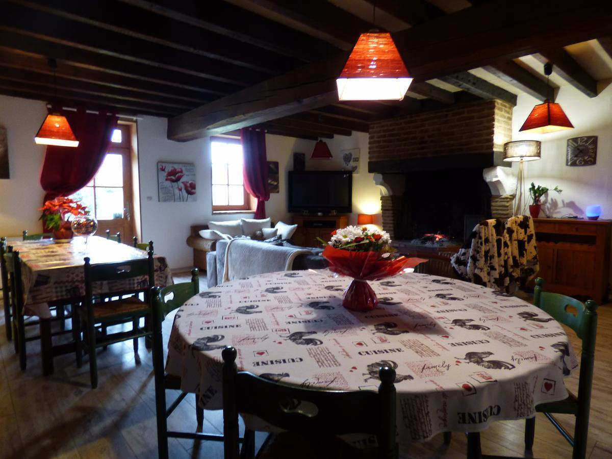 La Ferme Du Chateau Panzió Tresnay Kültér fotó
